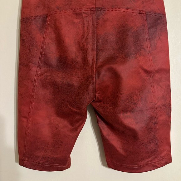 Free People - Picture 4 of 4